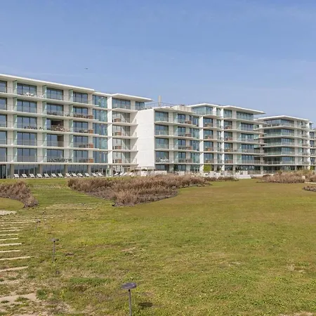 Coastal Bliss With Lagoon View Apartment Armação de Pêra